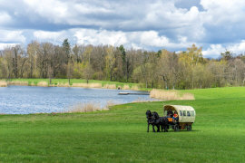 дворец усадьба гостиница ресторан ночлеги апартаменты номера в Польше Мазуры