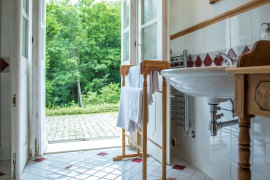 дворец усадьба гостиница ресторан ночлеги апартаменты номера в Польше Мазуры