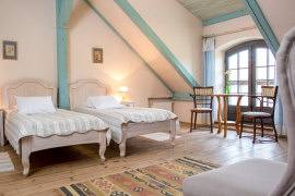 дворец усадьба гостиница ресторан ночлеги апартаменты номера в Польше Мазуры