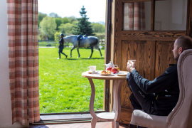 дворец усадьба гостиница ресторан ночлеги апартаменты номера в Польше Мазуры