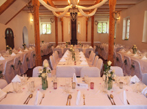 дворец усадьба гостиница ресторан ночлеги апартаменты номера в Польше Мазуры